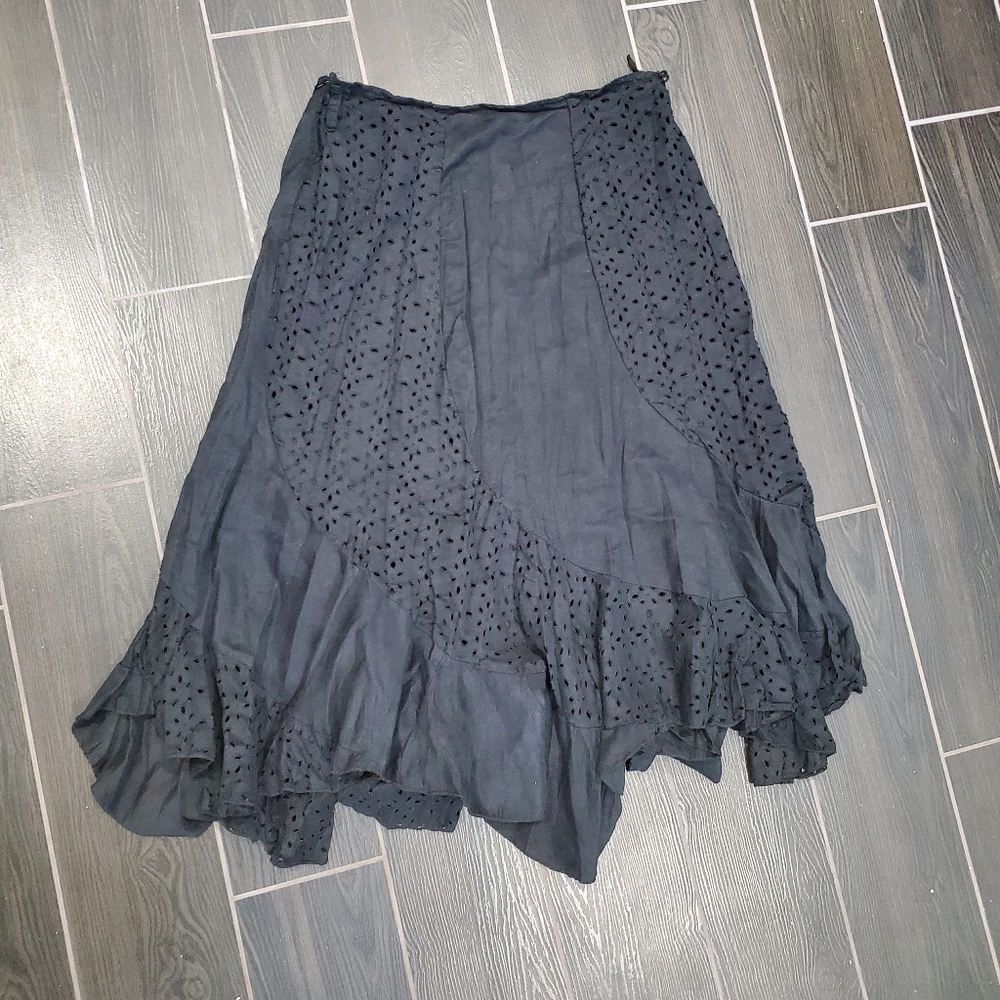 Black midi skirt